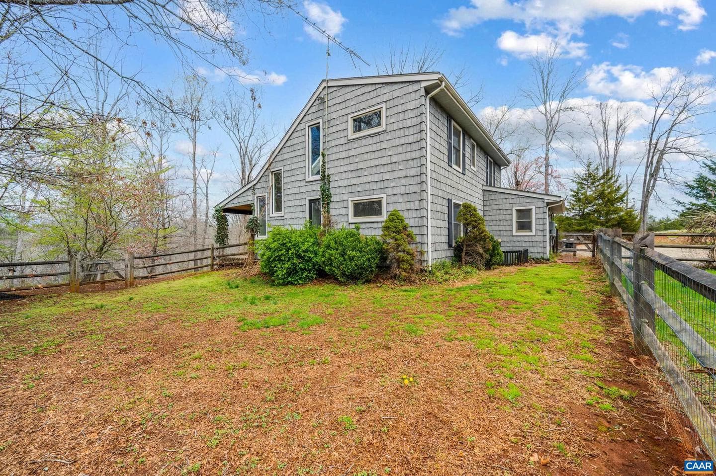 699 Winton Rd photo 47