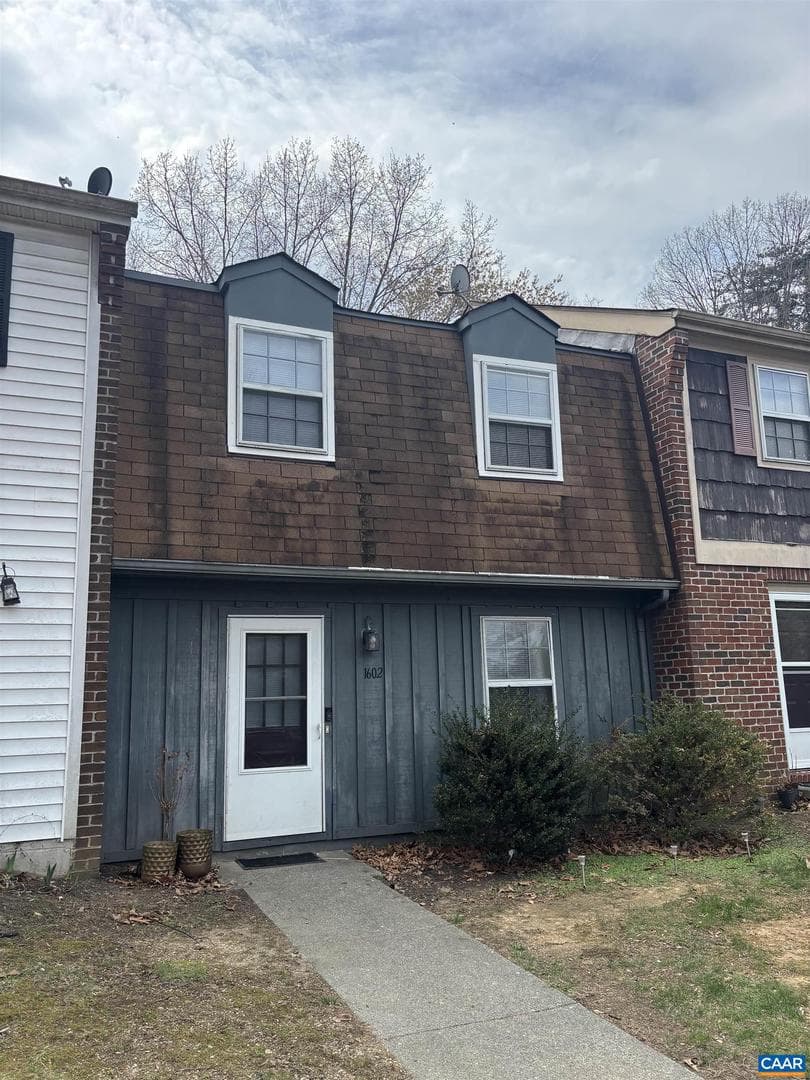 1602 Townwood Ct, Charlottesville