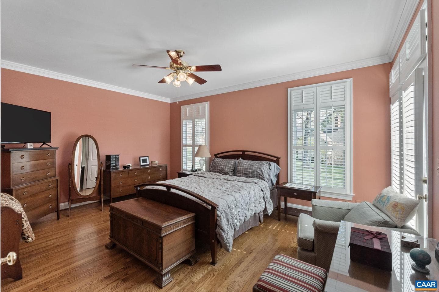 1563 Heathrow Ln photo 21