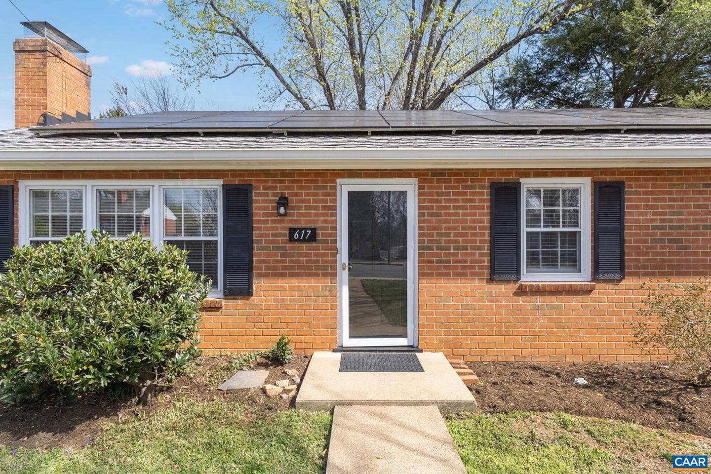 617 Davis Ave photo 40