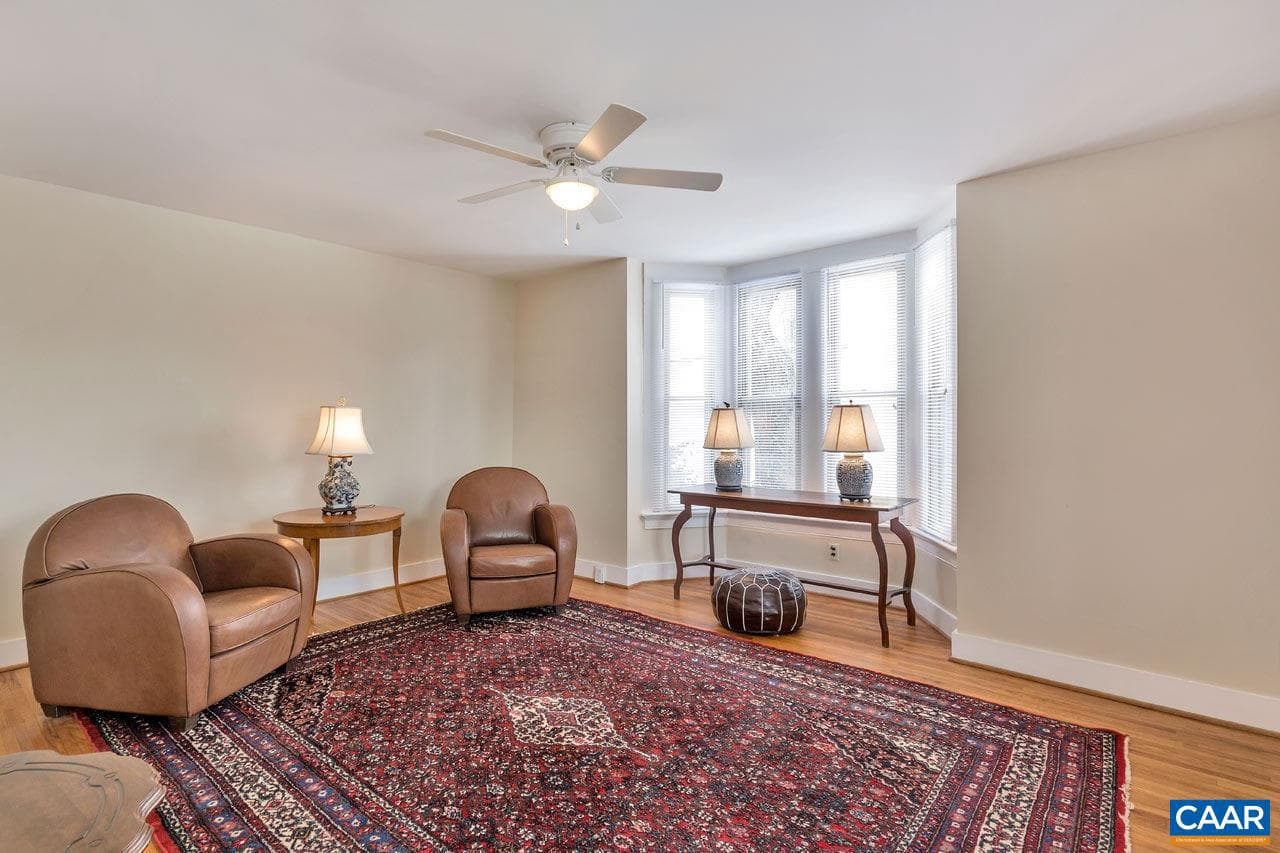 207 Douglas Ave photo 37