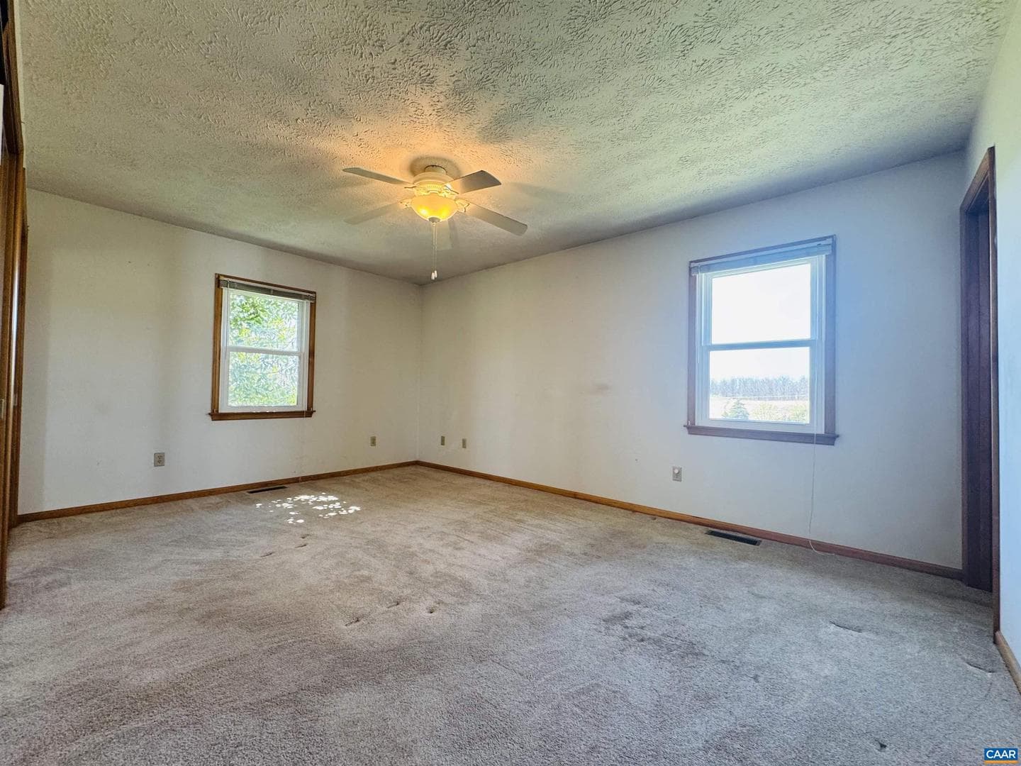 224 Saint James Rd photo 33