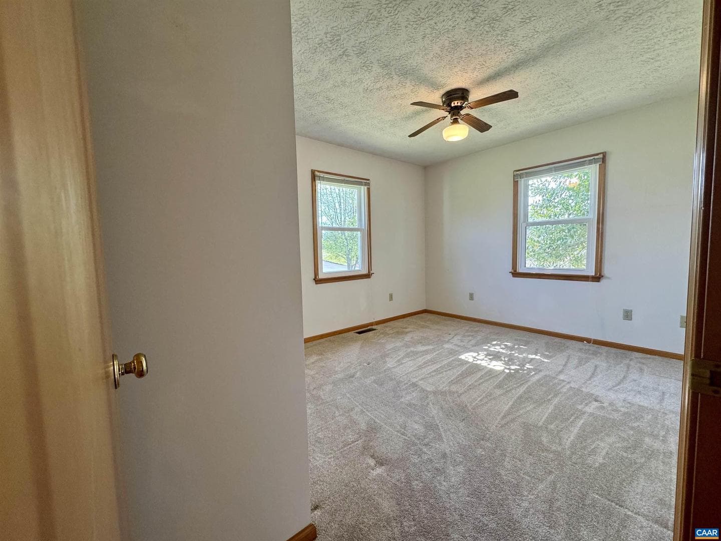 224 Saint James Rd photo 41