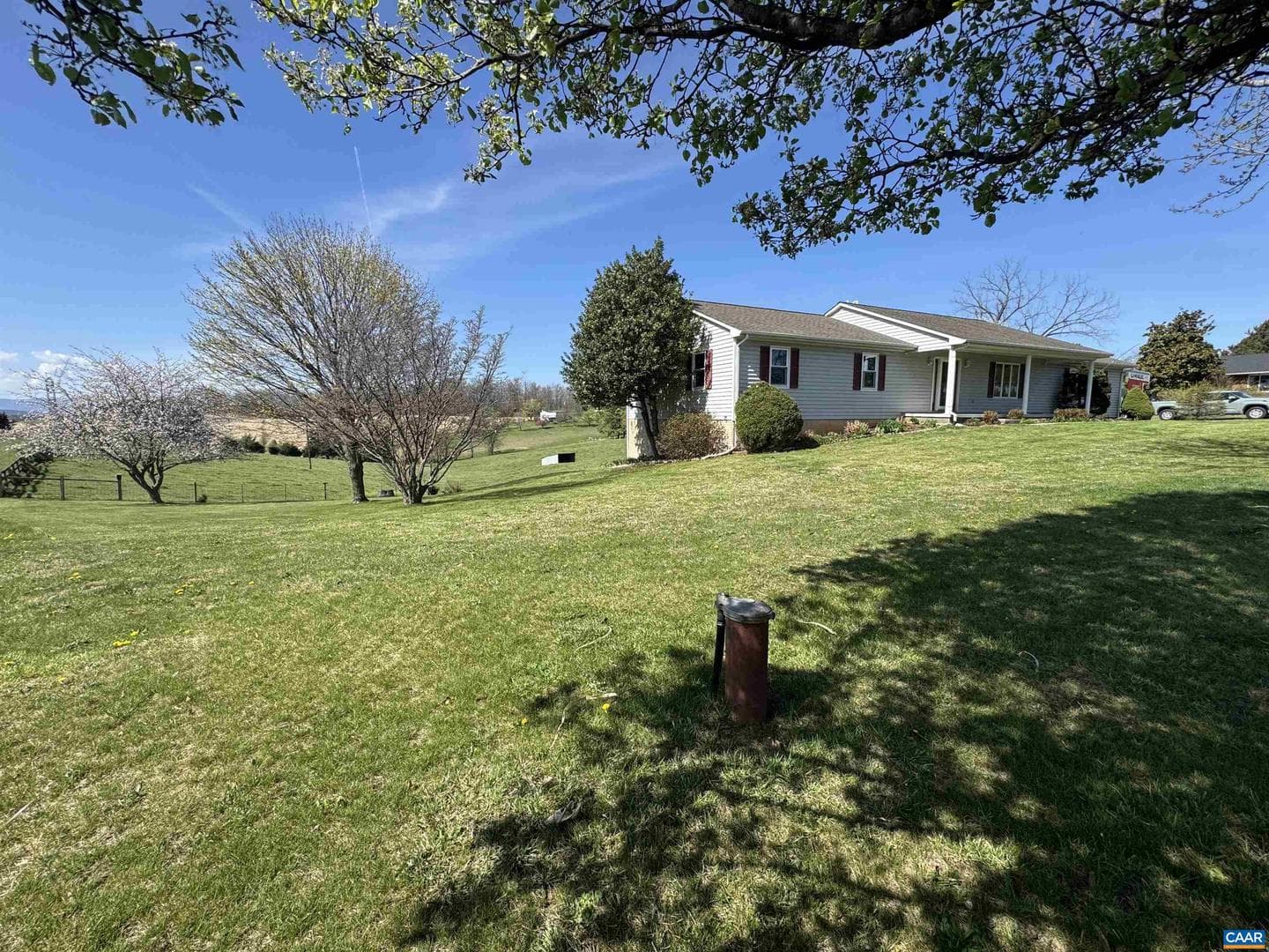 224 Saint James Rd photo 74