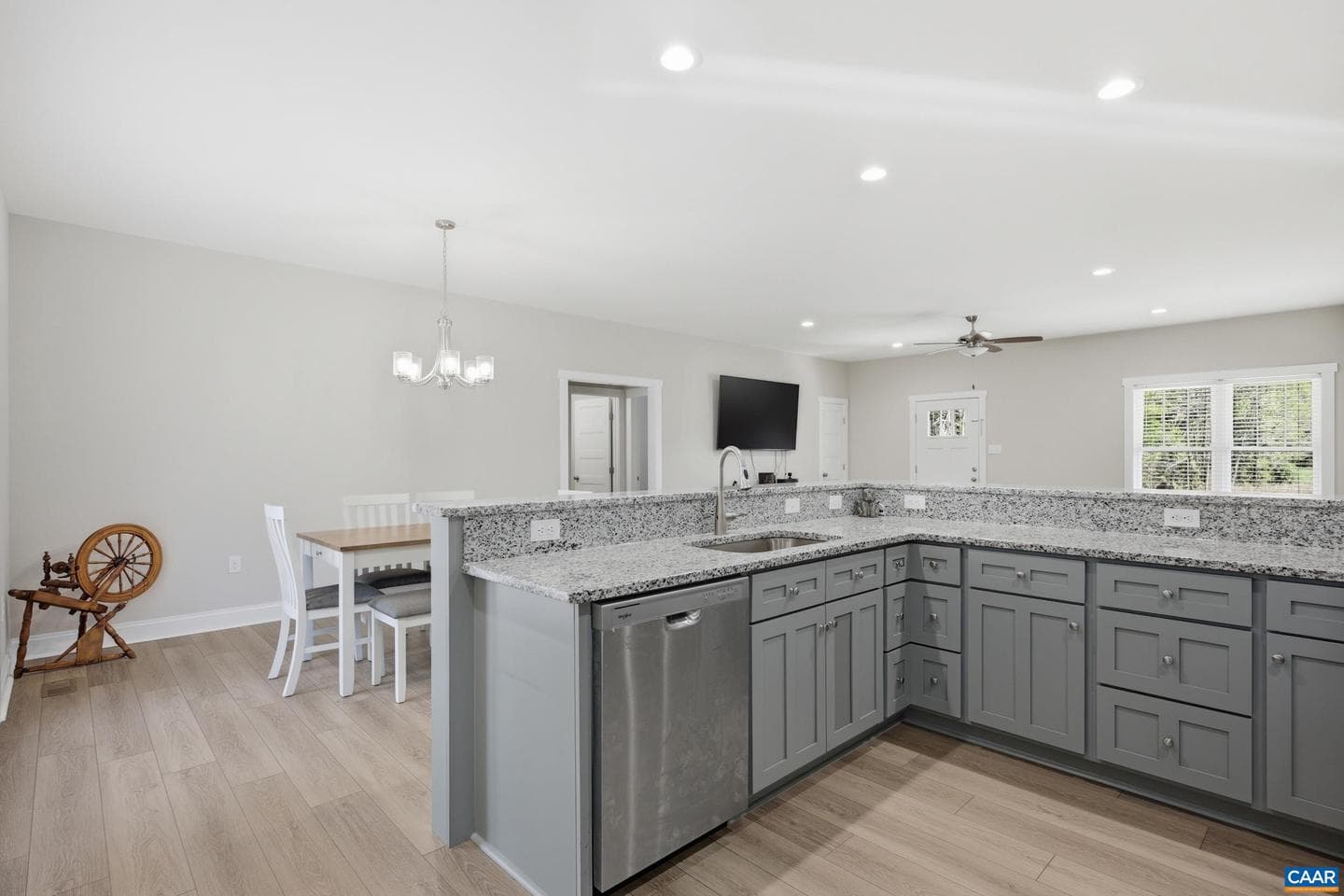 2915 Crewsville Rd photo 11