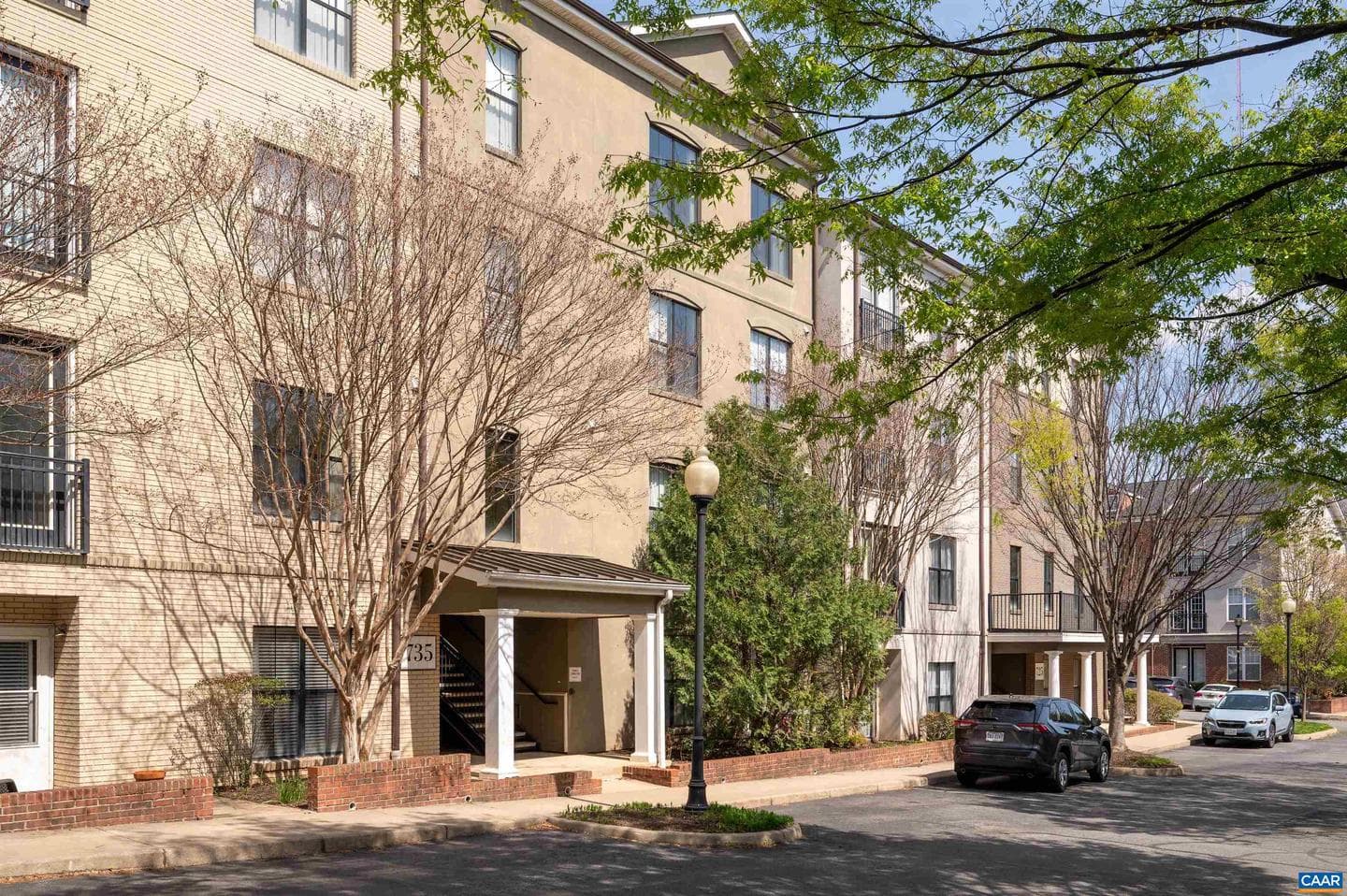 735 Walker Sq #2a photo 1