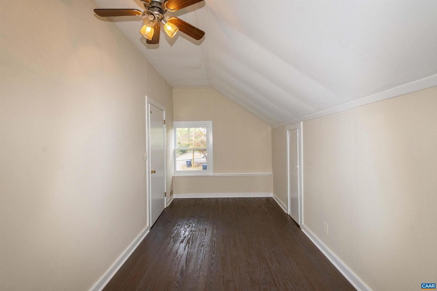 194 Morton photo 16