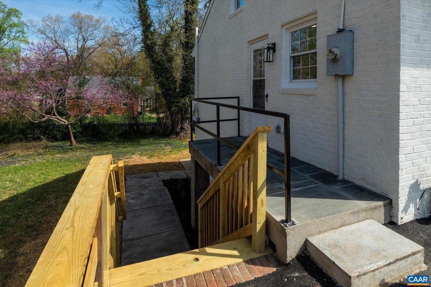1449 Rutledge Ave photo 39