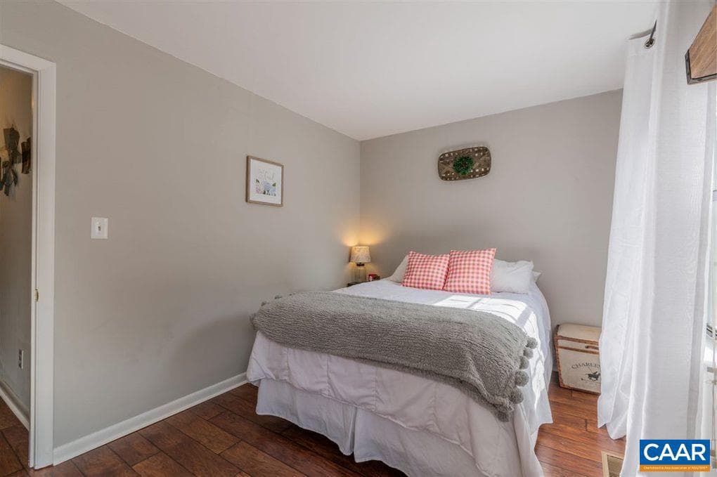 109 Hammond St #b photo 32