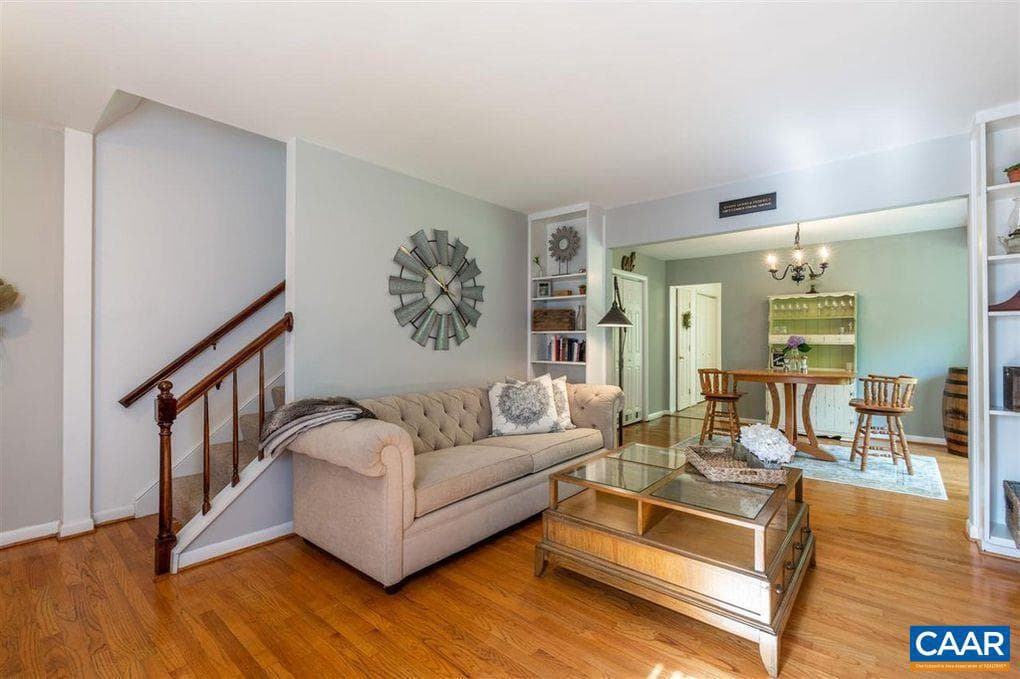 109 Hammond St #b photo 6