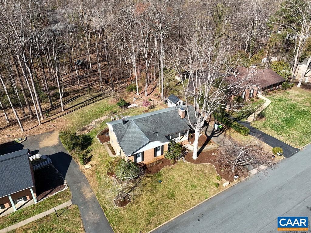 409 Westmoreland Ct photo 60