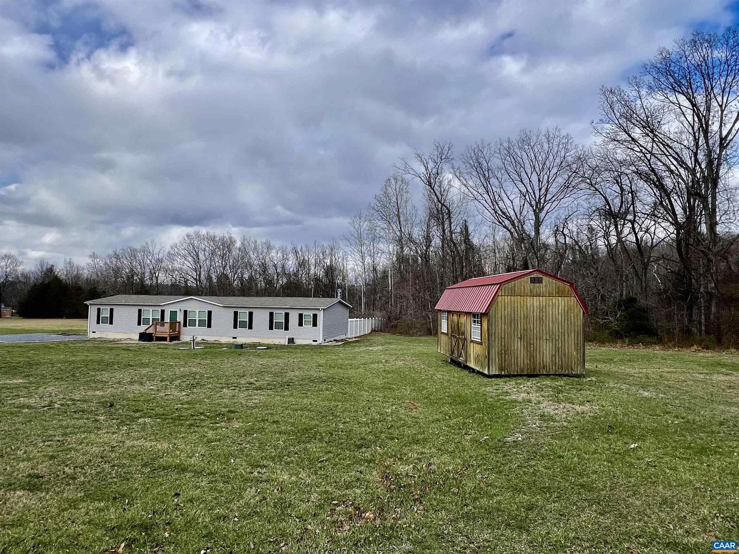 408 Sandy Ridge Rd photo 4