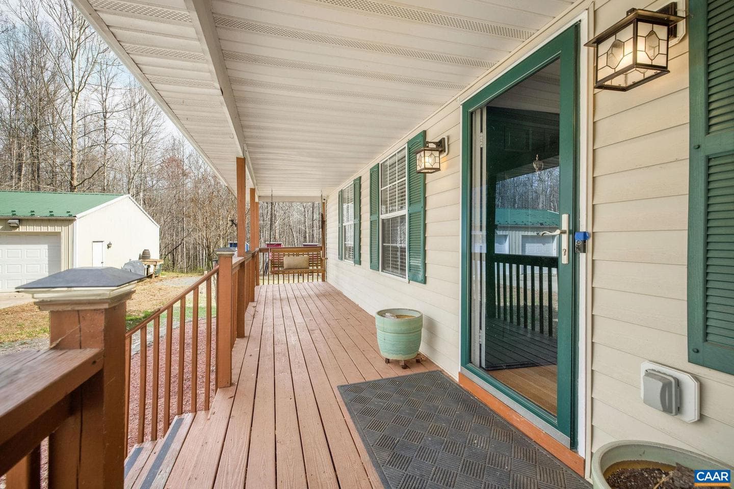 462 Fox Hunters Ln photo 4