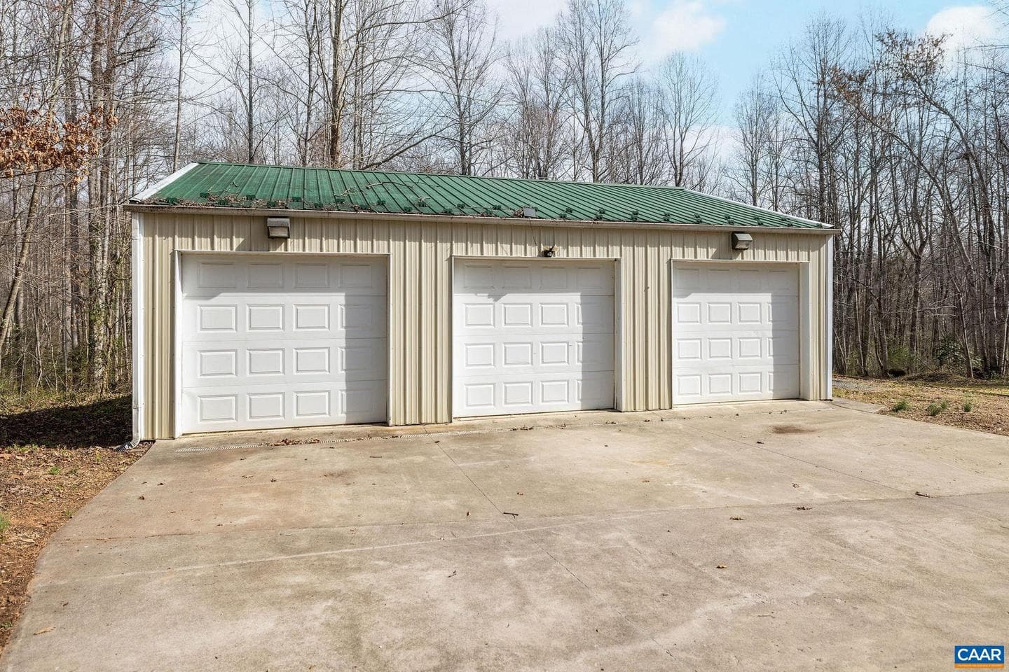 462 Fox Hunters Ln photo 6