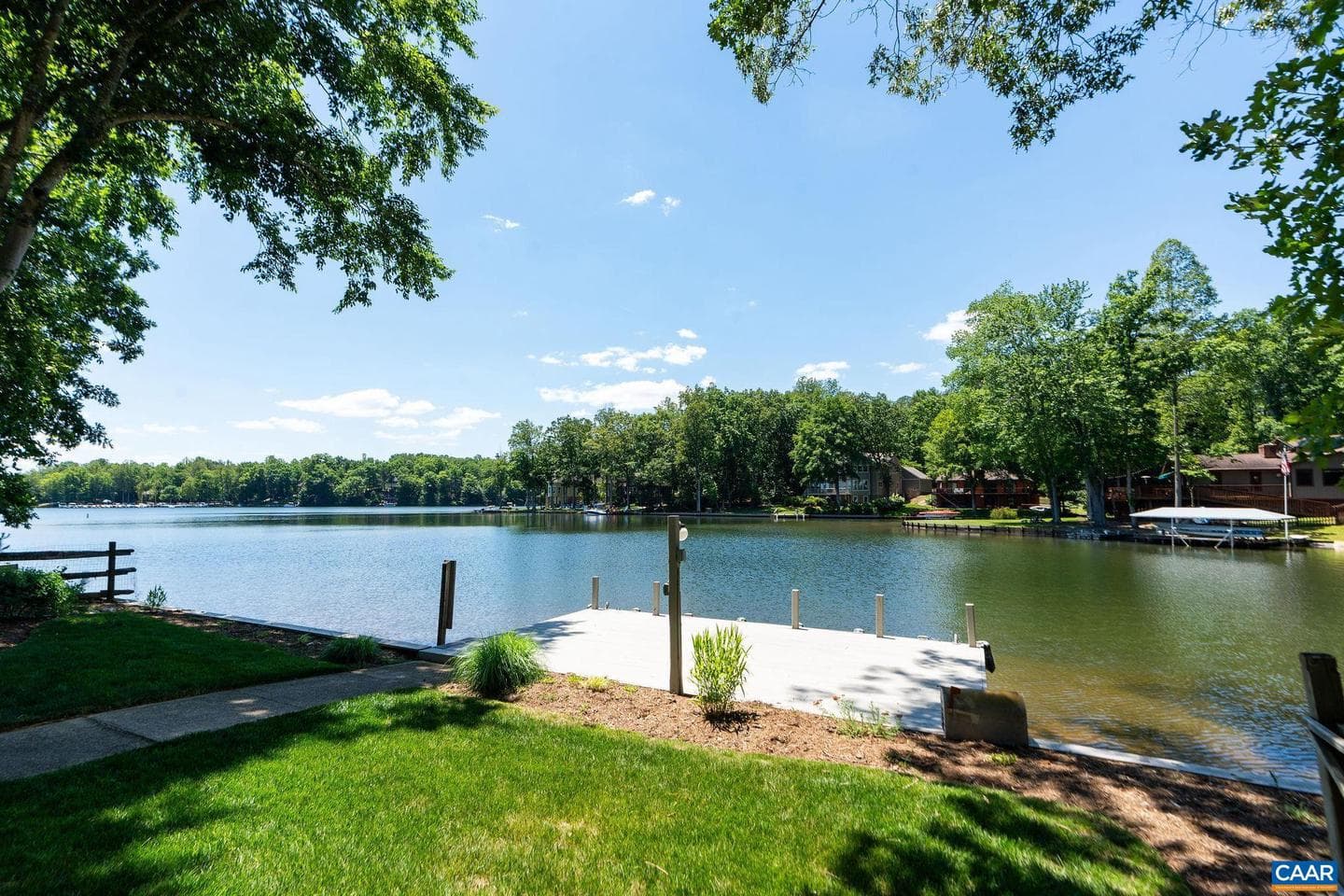 27 Ashlawn Blvd photo 61