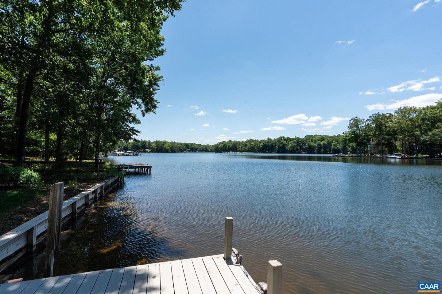 27 Ashlawn Blvd photo 62