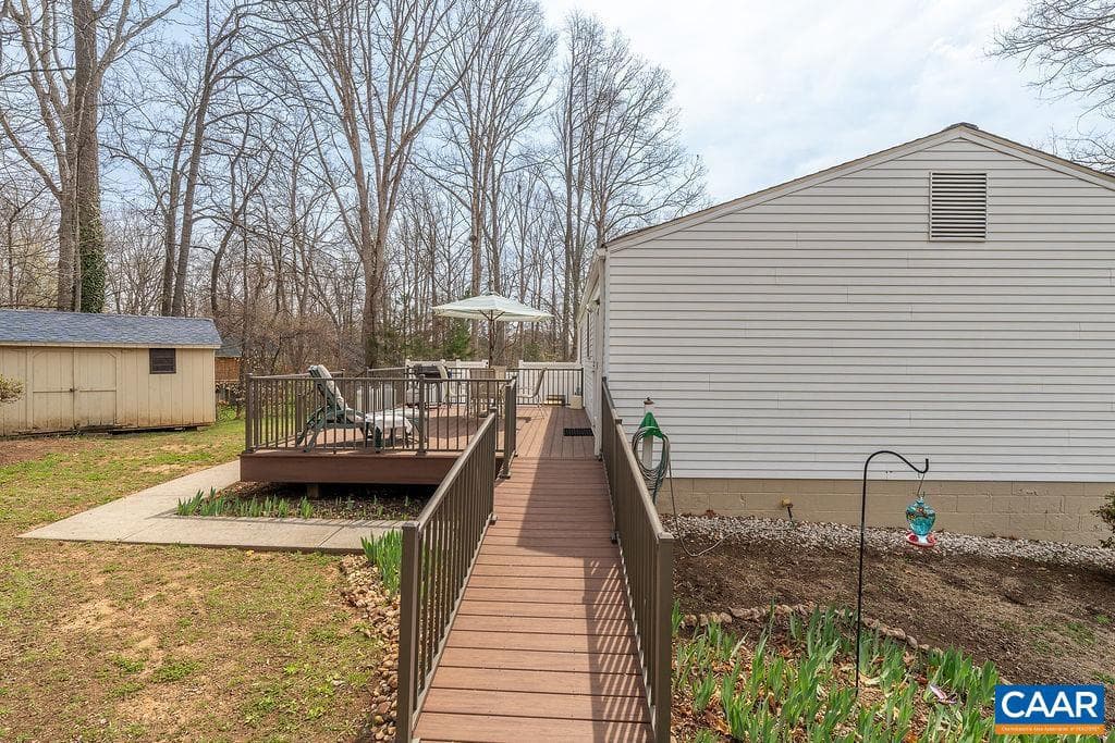 97 Lumber Ln photo 30