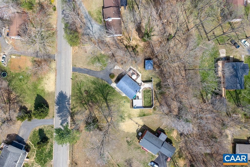 97 Lumber Ln photo 46