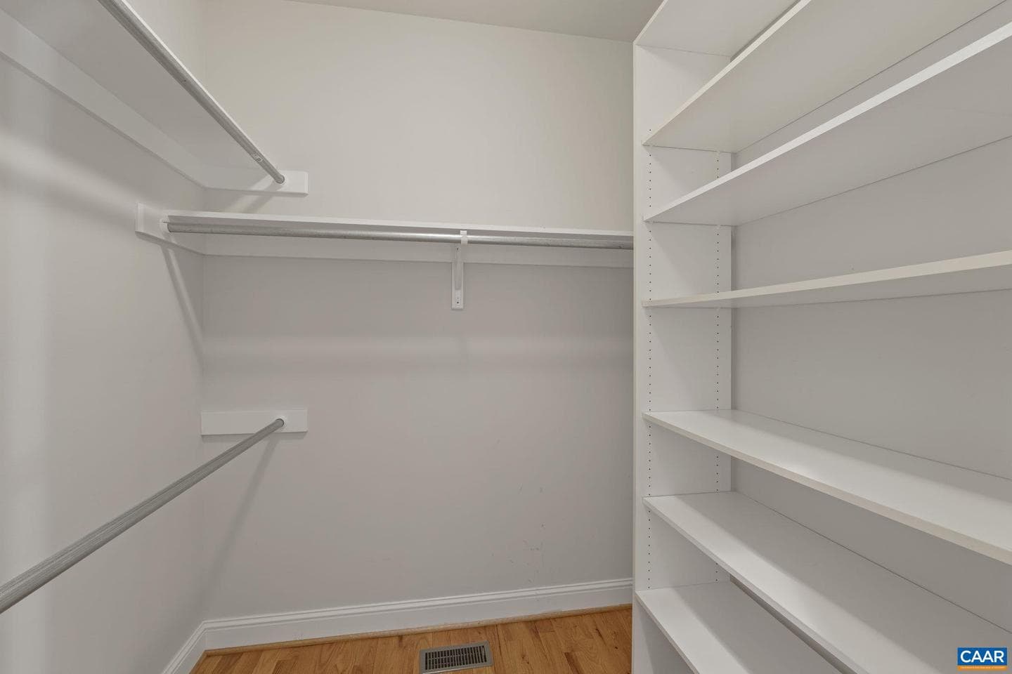 4190 Luxor Terrace Dr photo 30
