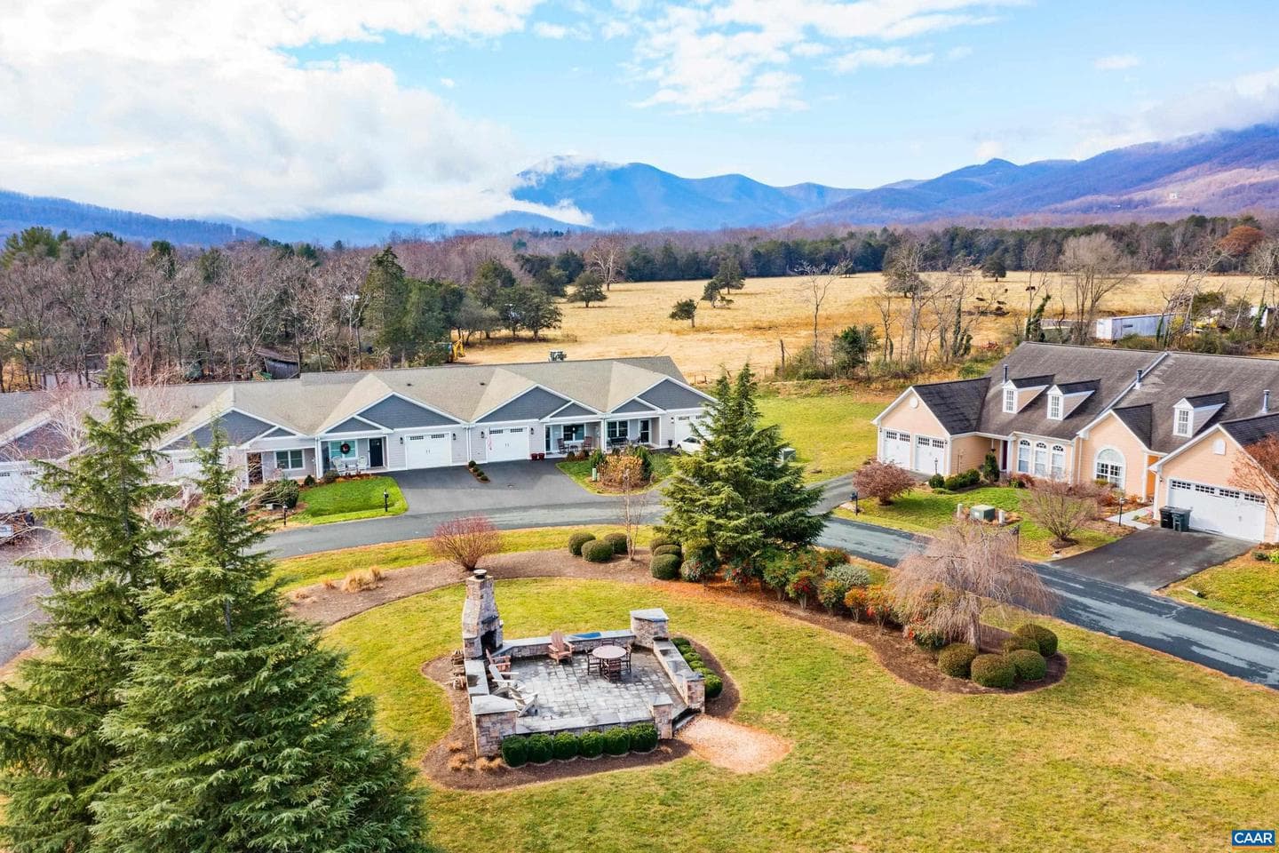 325 Stone Orchard Dr photo 40