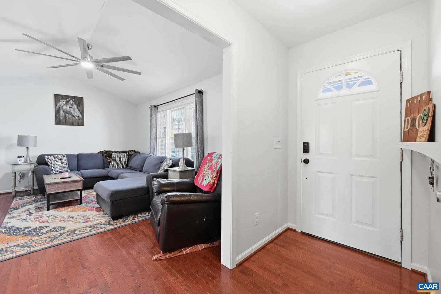 201 Tanglewood Dr photo 6