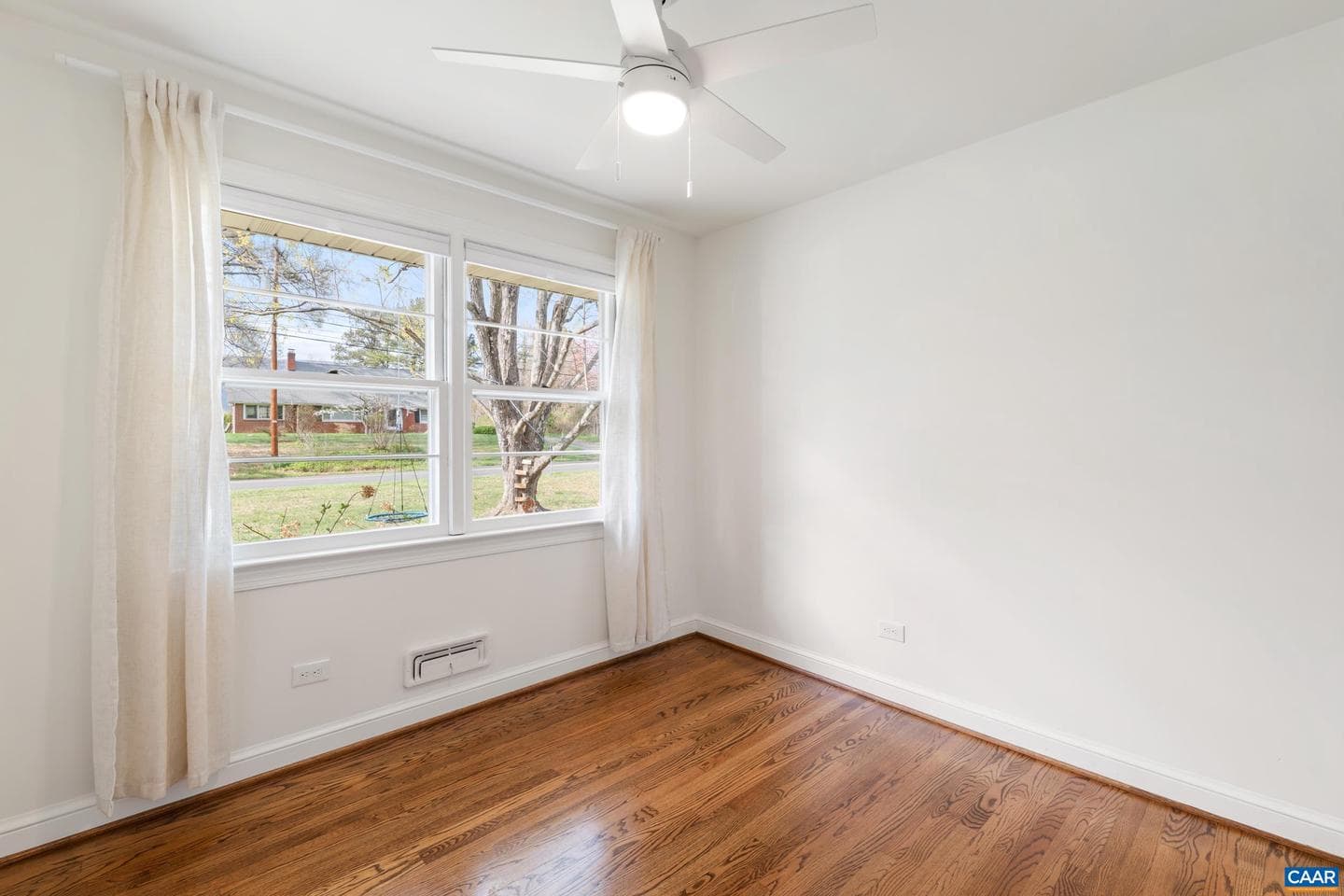 6459 Hillsboro Ln photo 23