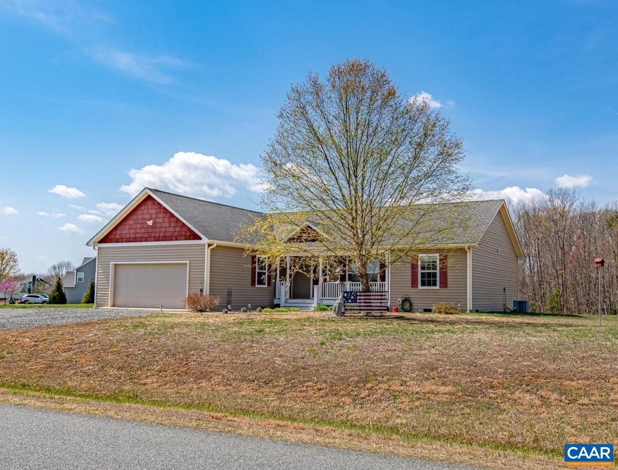 186 Rosewood Dr