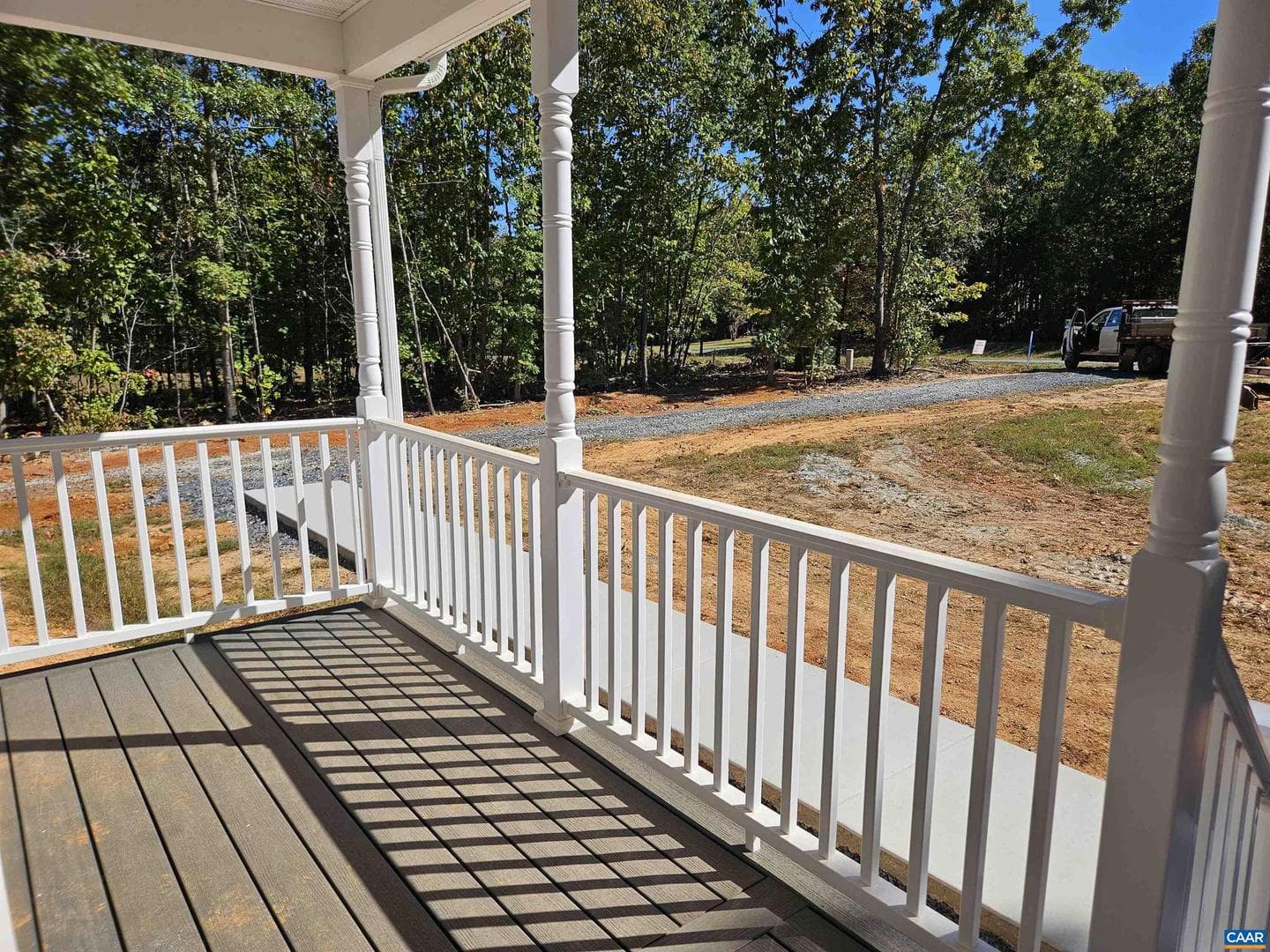 121 Sharps Creek Dr photo 2