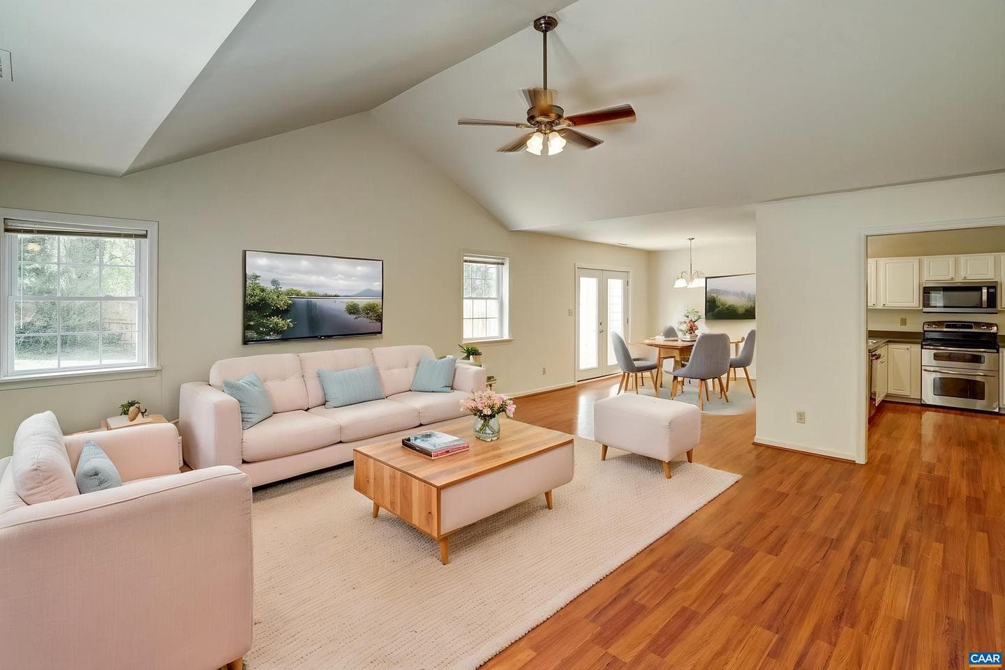 1253 Clover Ridge Pl photo 2