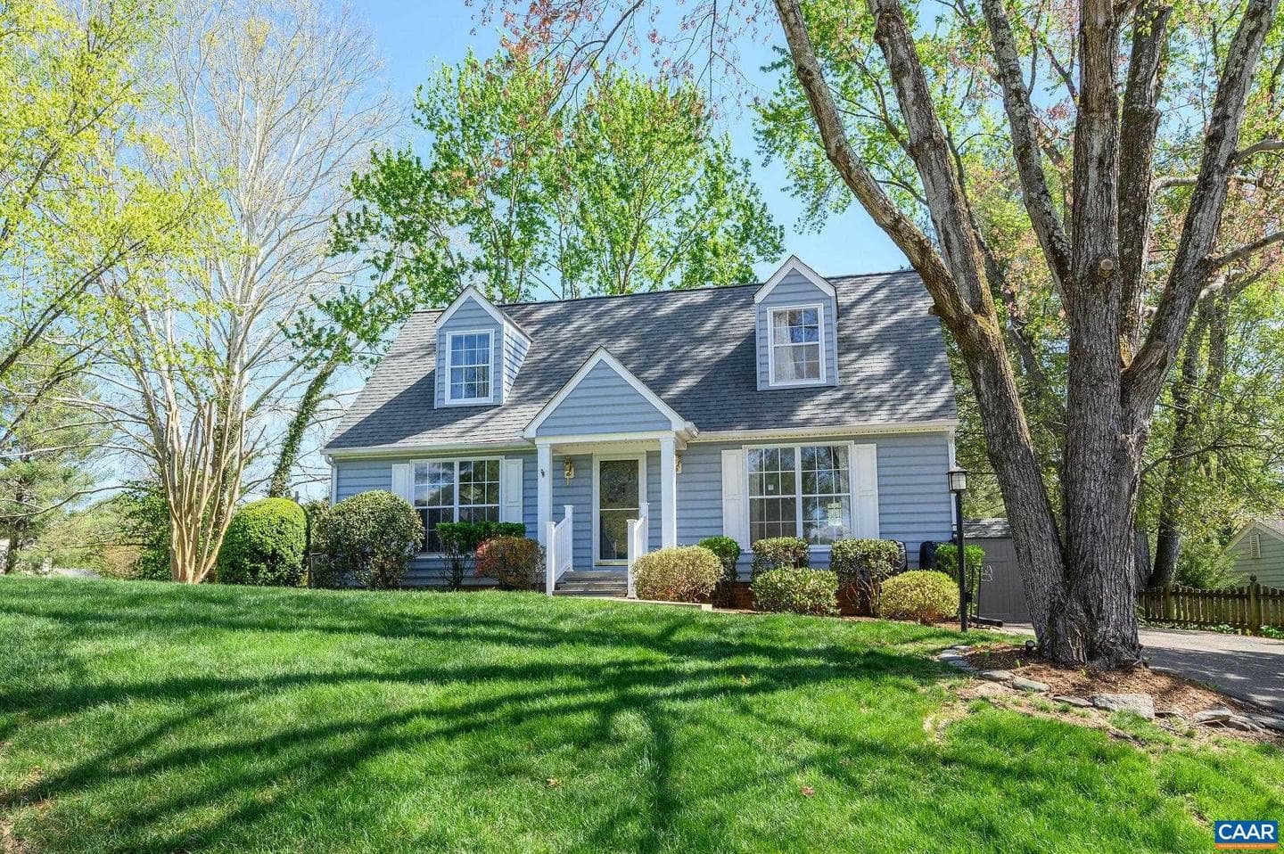 1655 Redwing Ln photo 2
