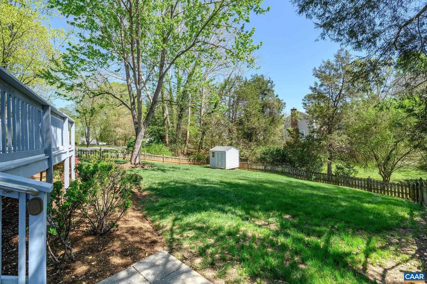 1655 Redwing Ln photo 32