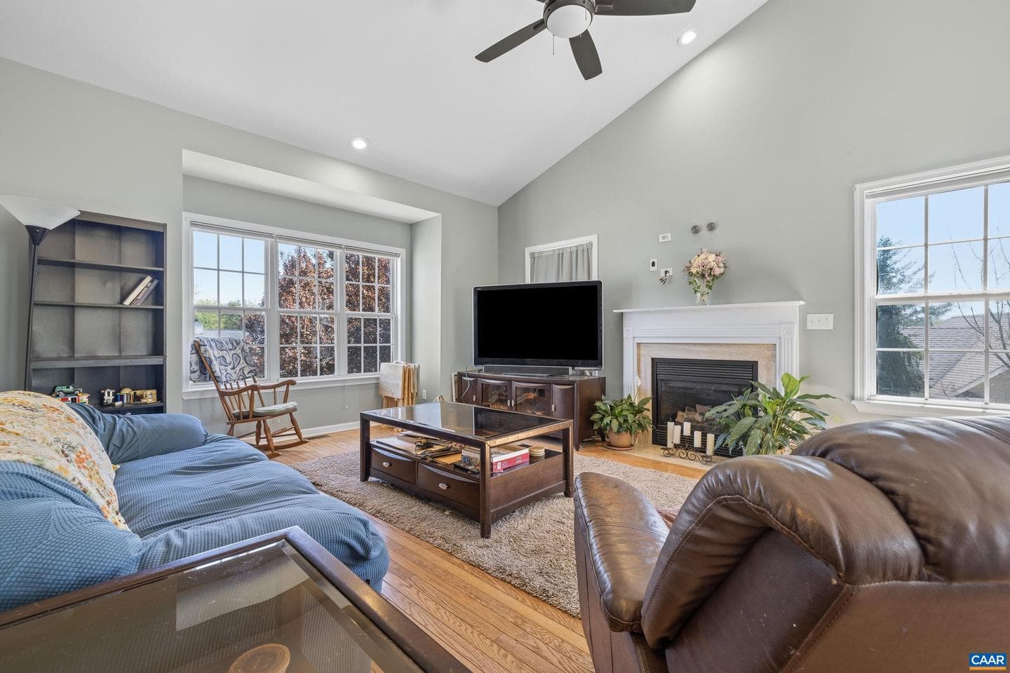 1110 Highlands Dr photo 7