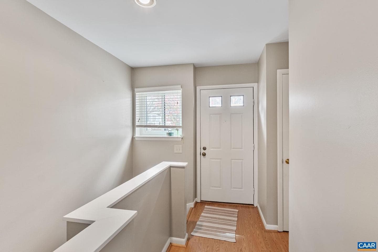 1212 Chatham Rdg photo 4