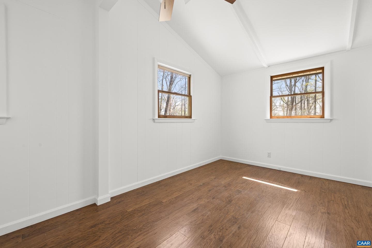 1112 Red Bird Dr photo 14