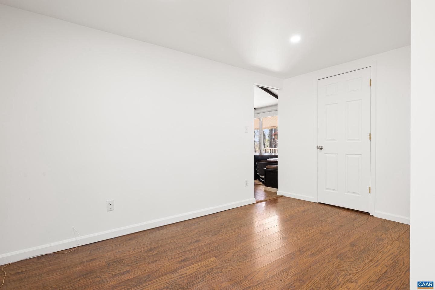 1112 Red Bird Dr photo 16