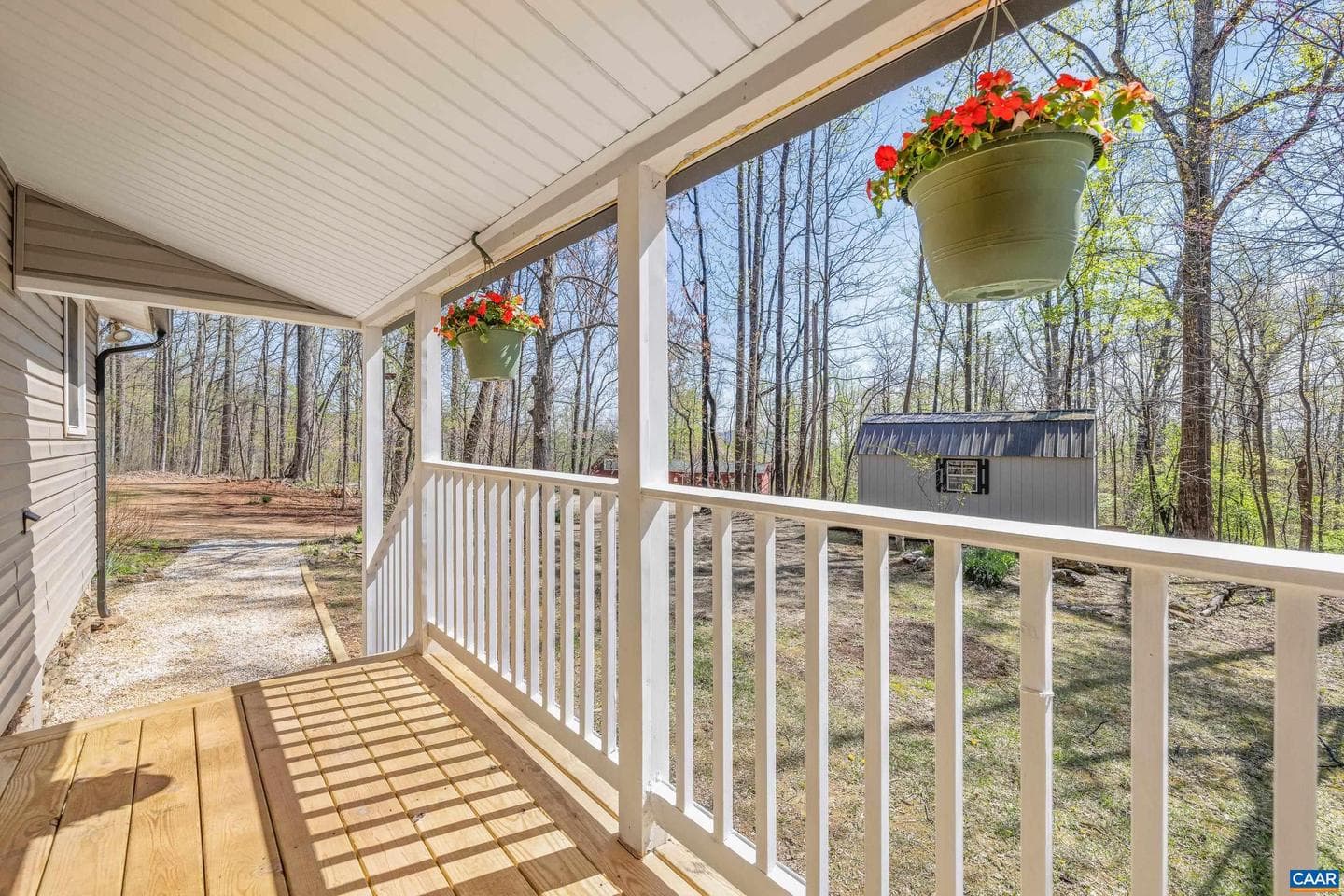 1112 Red Bird Dr photo 6