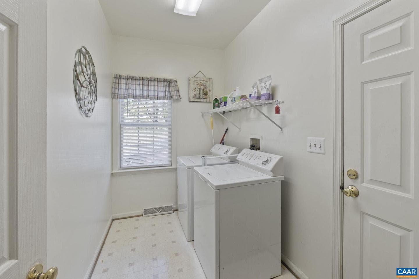 2759 Cricklewood Ct photo 22