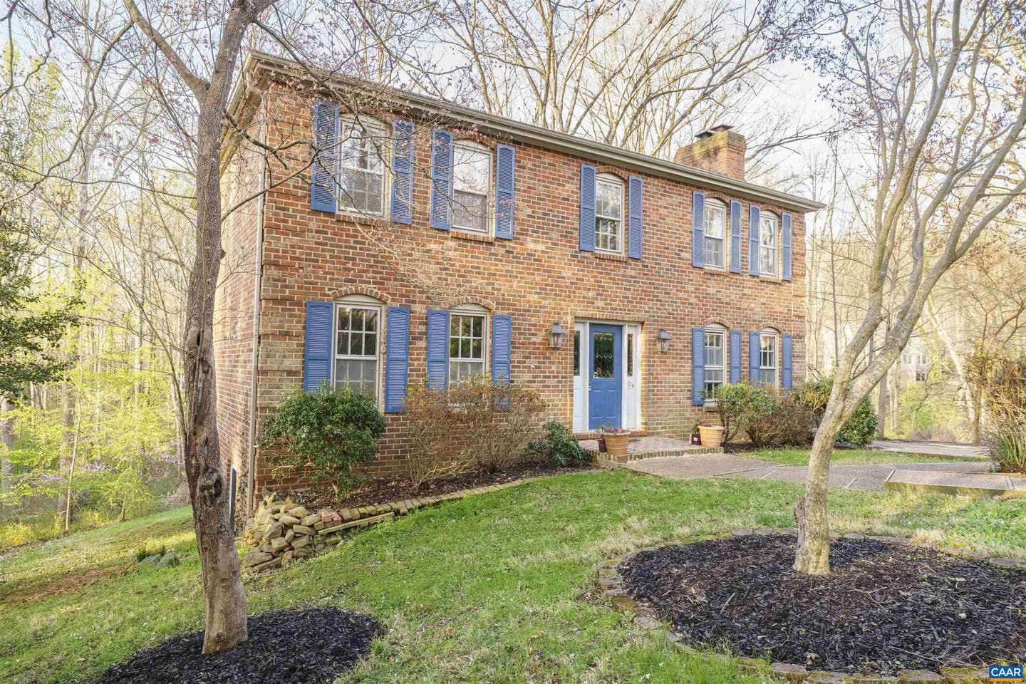 104 Smithfield Ct photo 3