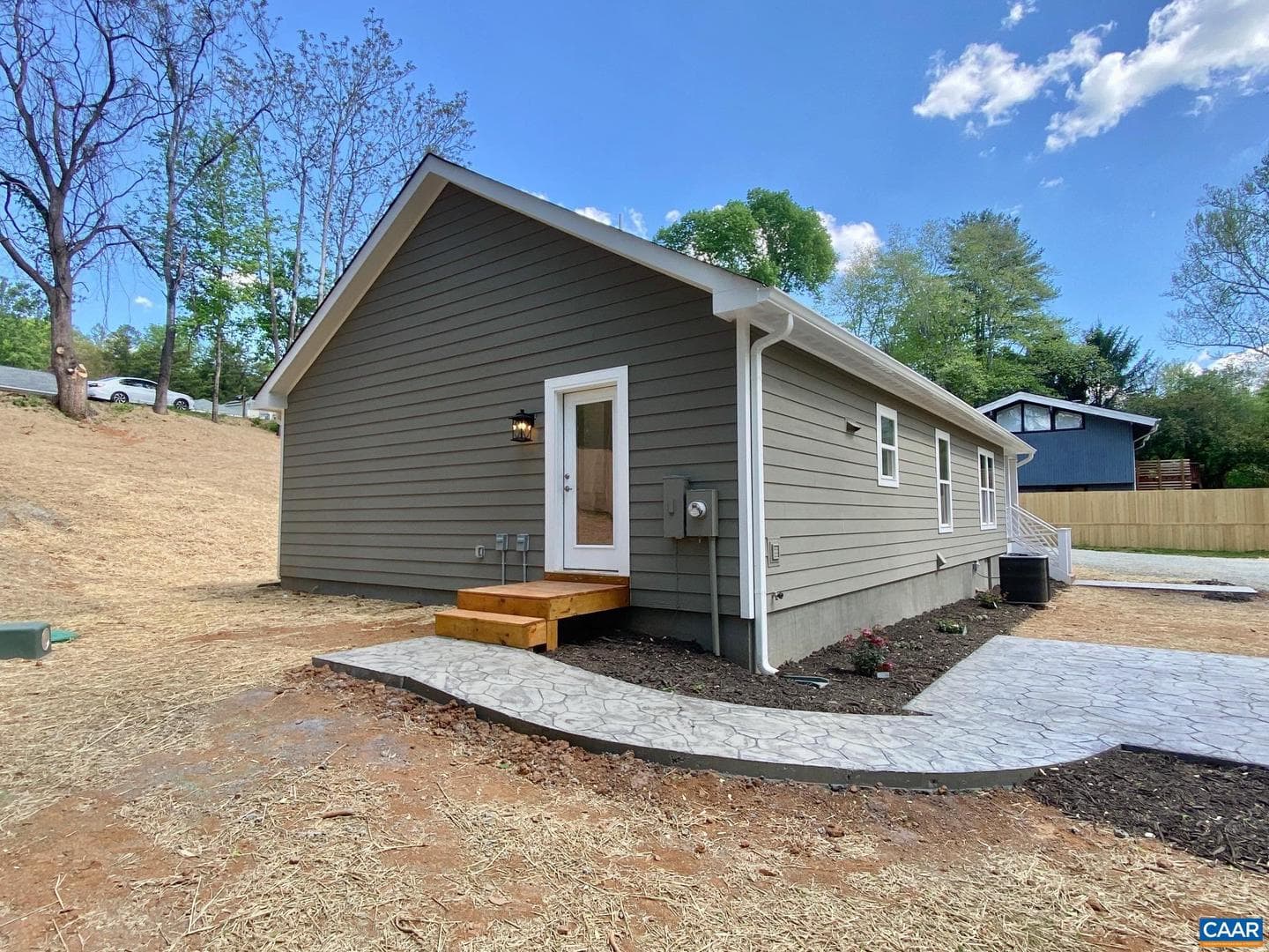 108 Bollingbrook Dr photo 23