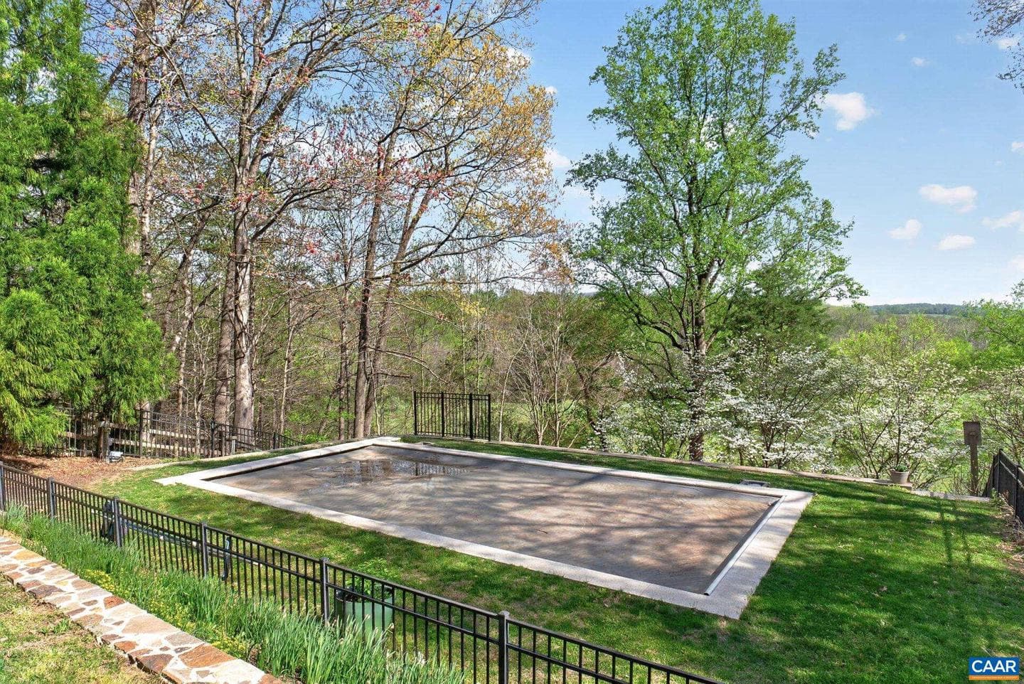 1113 River Oaks Ln photo 11