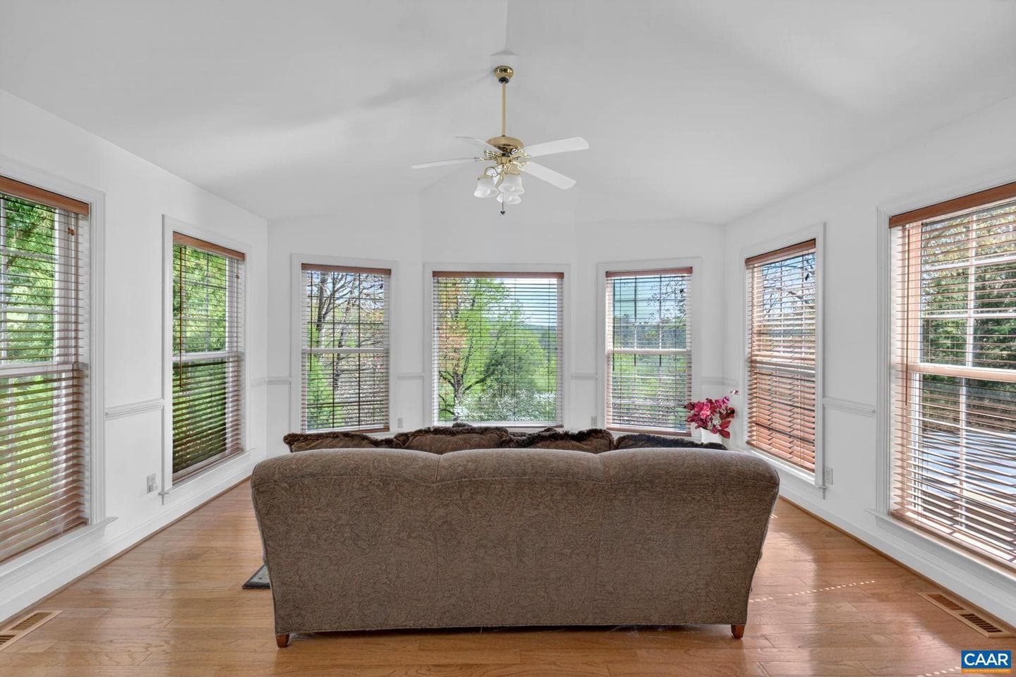 1113 River Oaks Ln photo 28