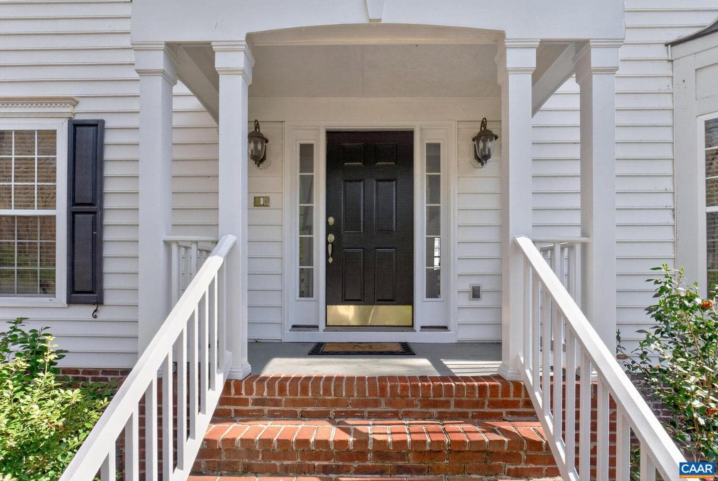 1113 River Oaks Ln photo 7