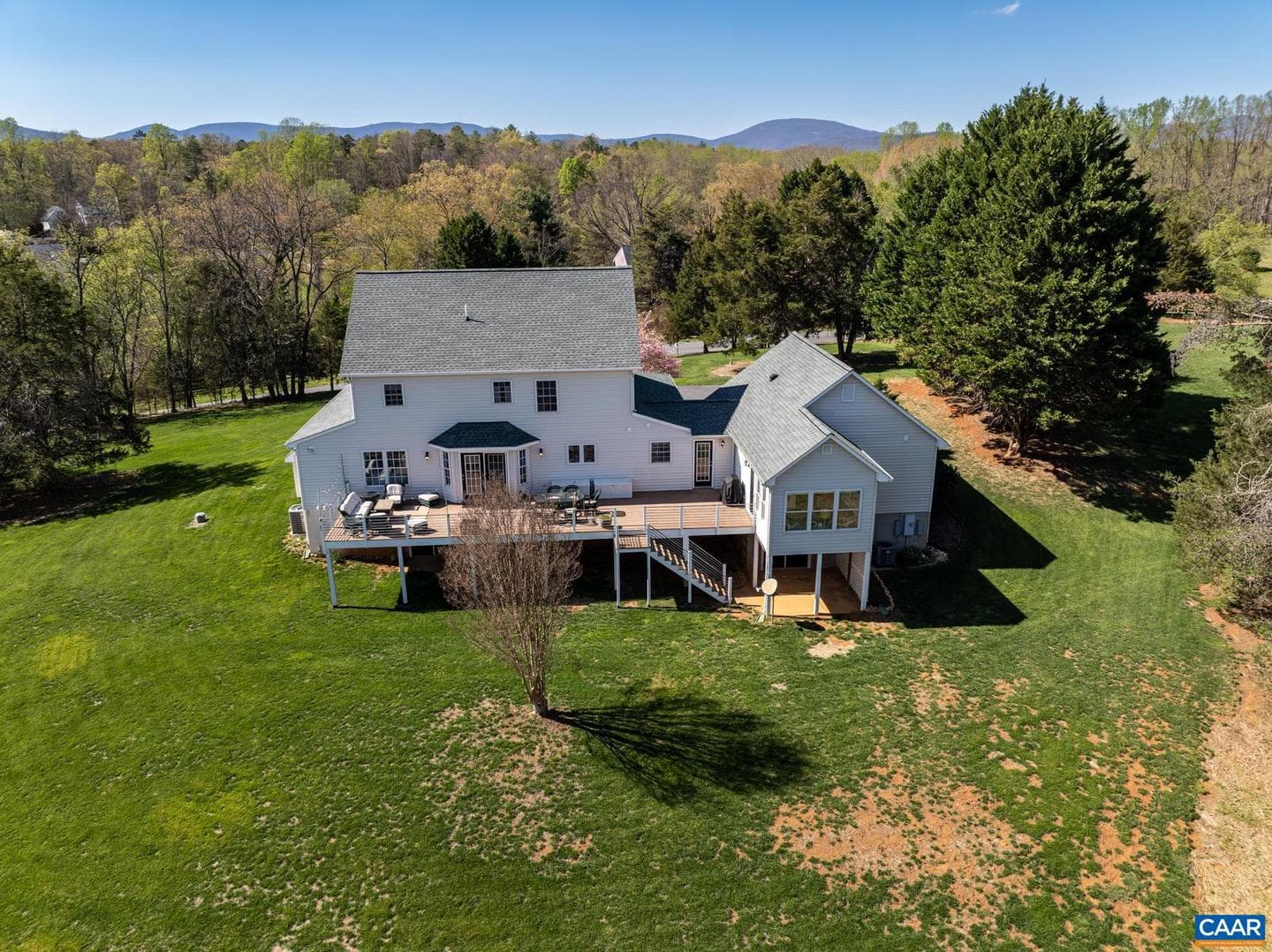 715 Windrift Dr photo 72