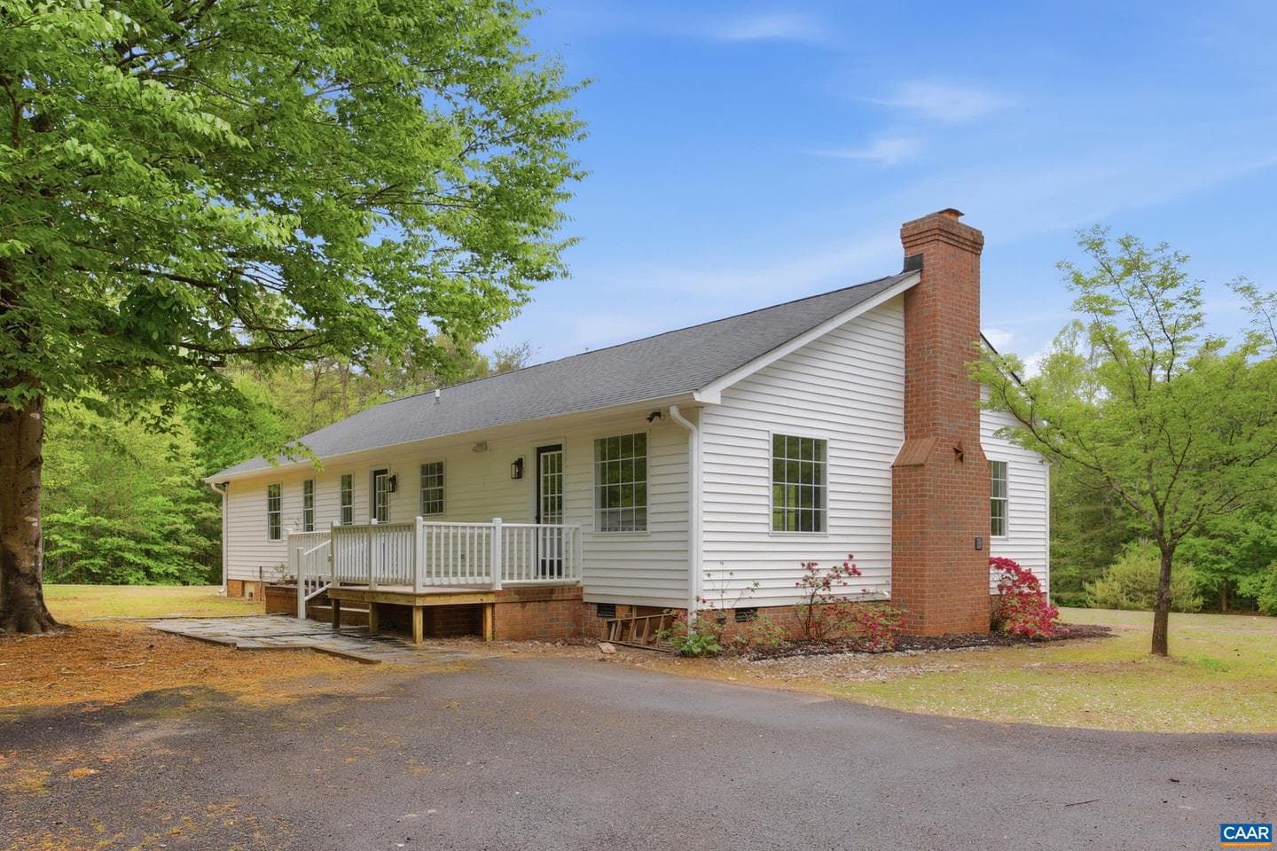 154 Erins Way photo 29