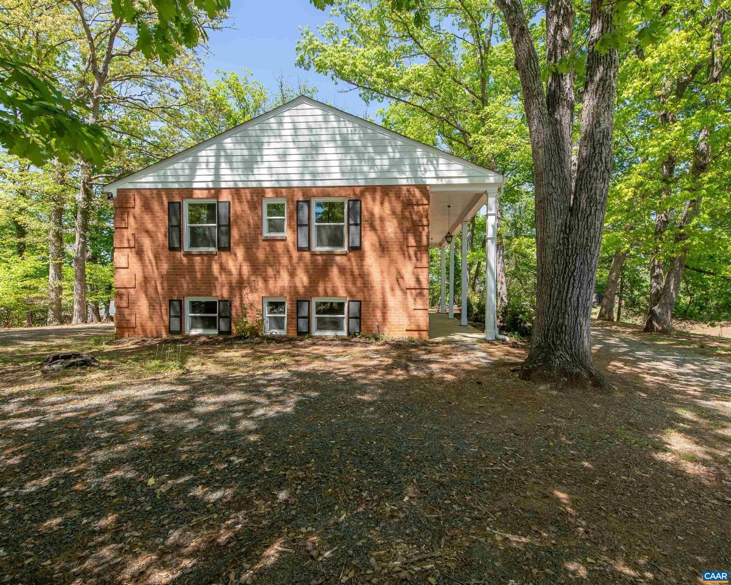 337 Carrsbrook Dr photo 4