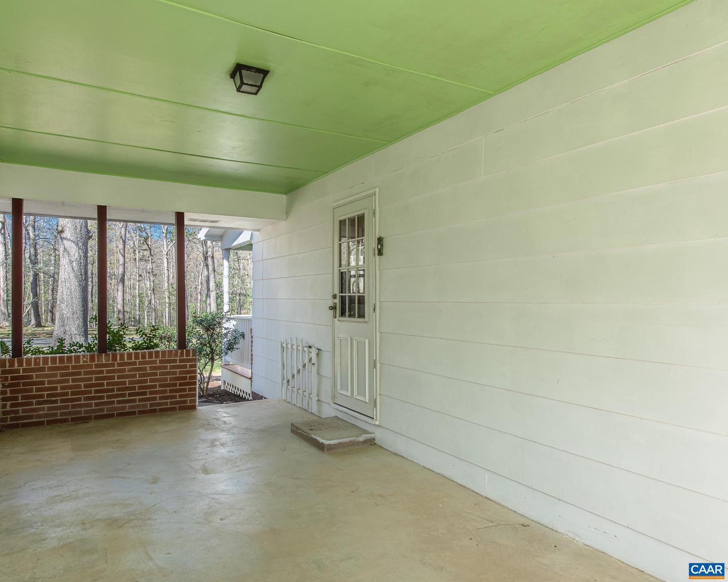 2793 Milton Rd photo 34