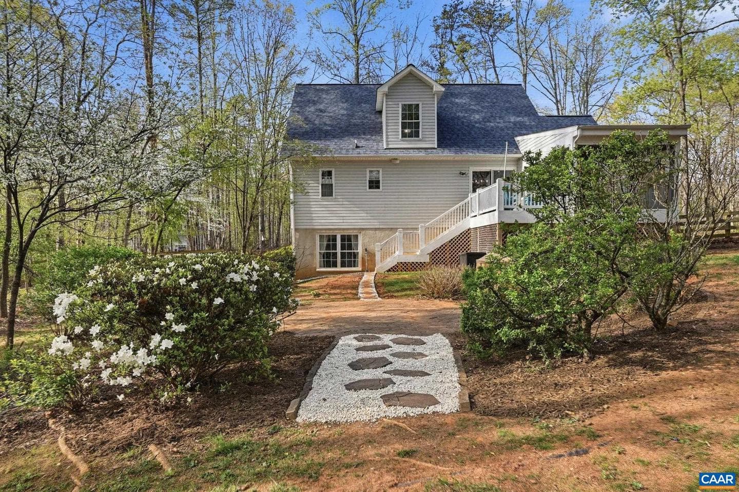 1009 Stonewood Dr photo 41