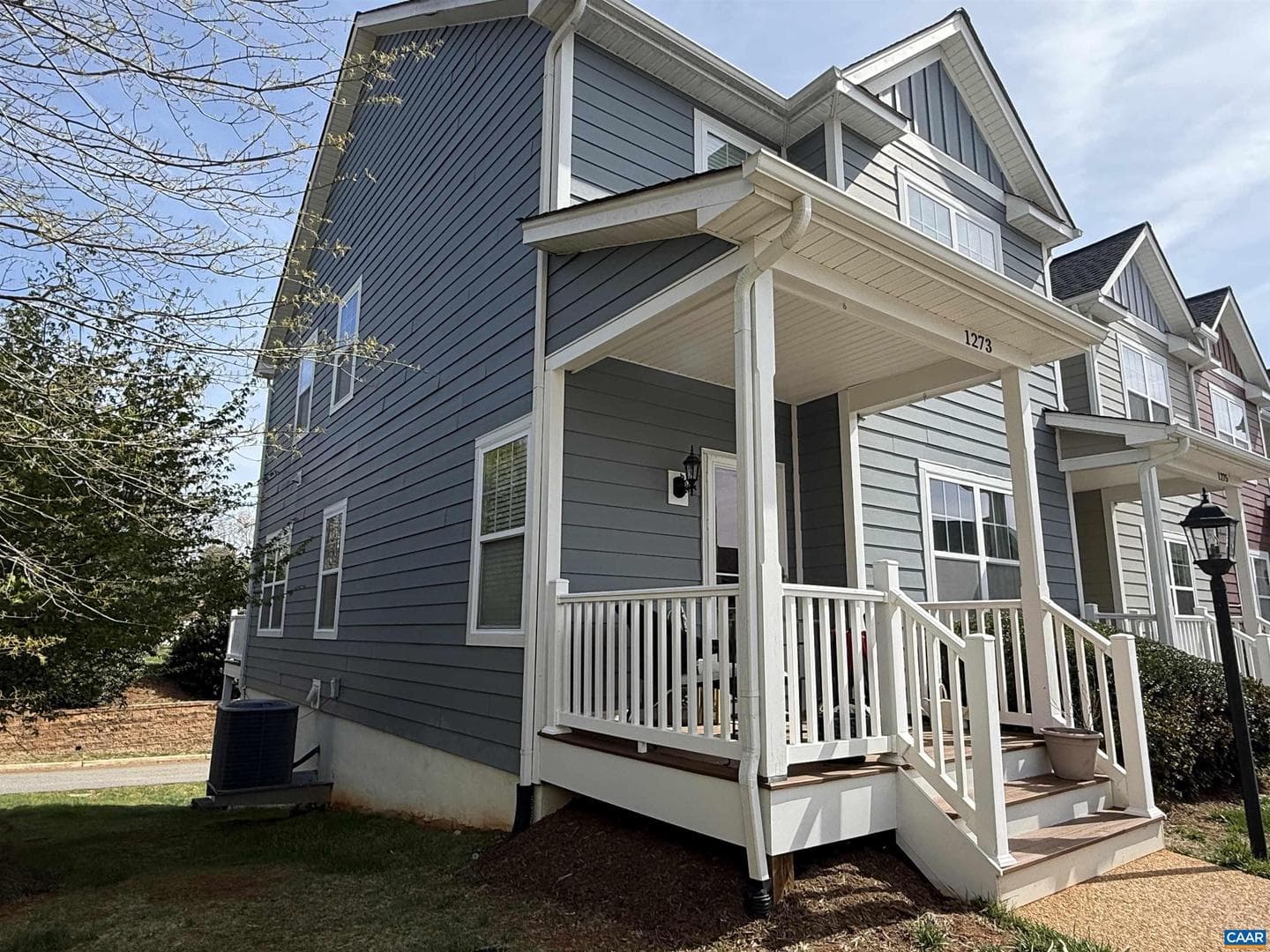 1273 Haden Pl photo 2