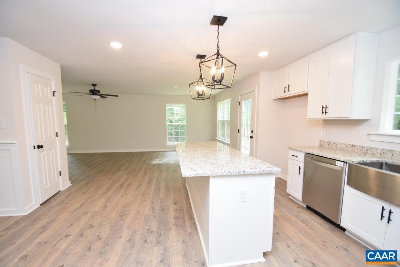 Forest Glen Ln #fg28 photo 8