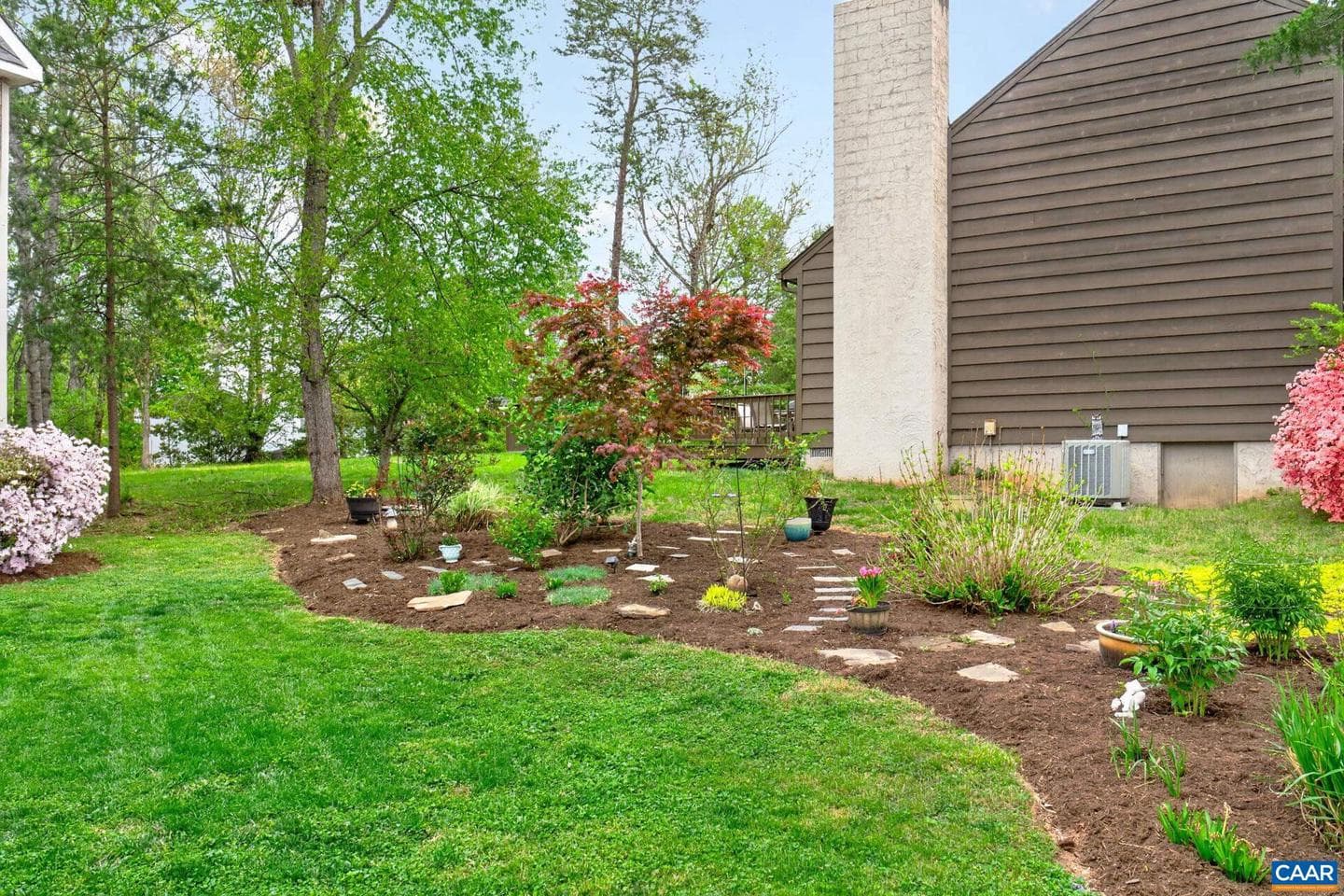5 Campbell Ct photo 40